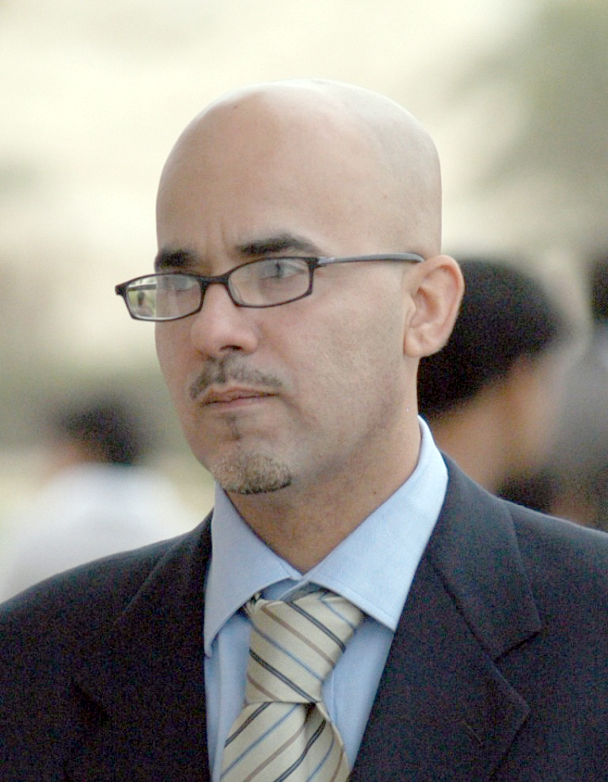  احمد العنزور