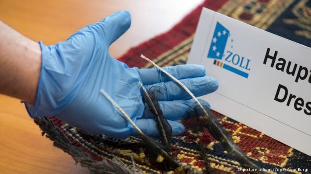 بالصور..ألمانيا تضبط شاحنتي مخدرات إيرانية