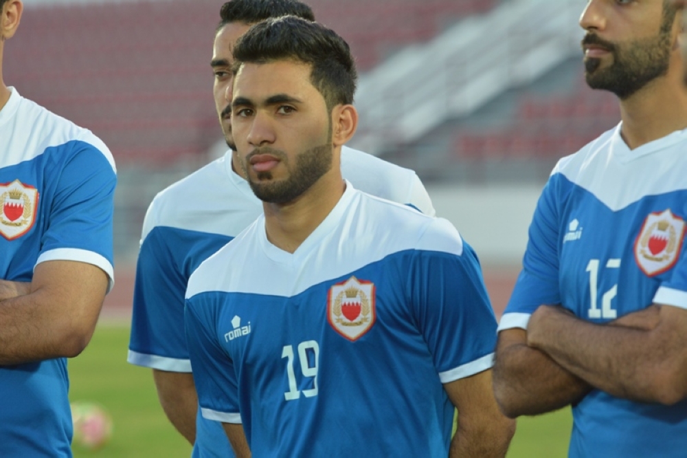 الأحمر يصطدم بالعنابي بحثاً عن ضلع بـــ"المربع"