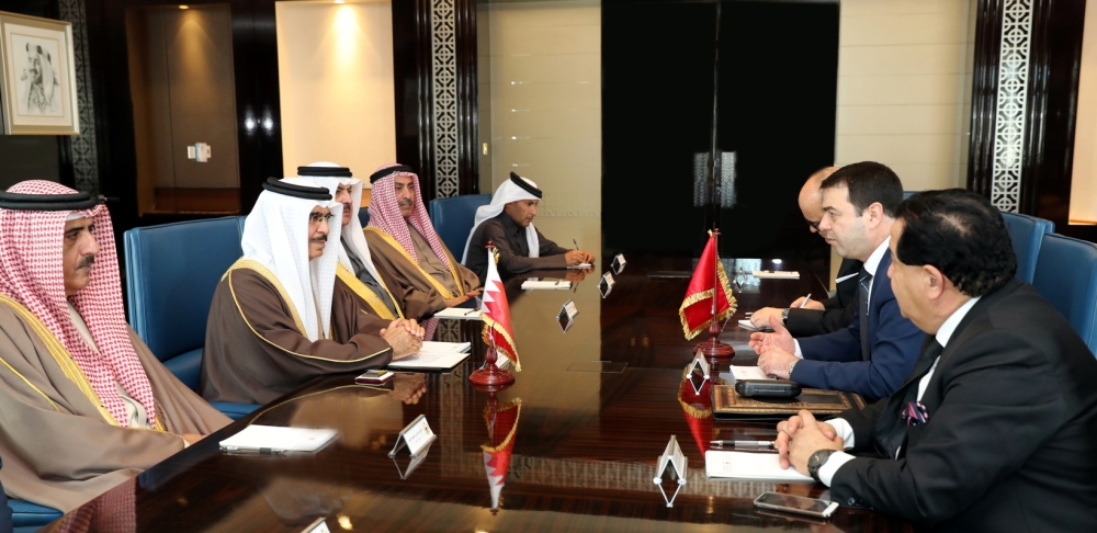 وزير الداخلية يعقد جلسة مباحثات مع نظيره التونسي والاتفاق على تشكيل لجنة مشتركة