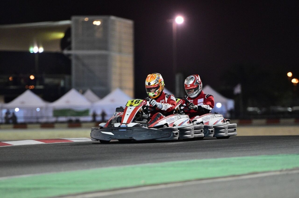 فريق بتلكو دراغ ريسنغ 965 يخطف لقب بطولة التحمل للكارتنج 24 ساعة