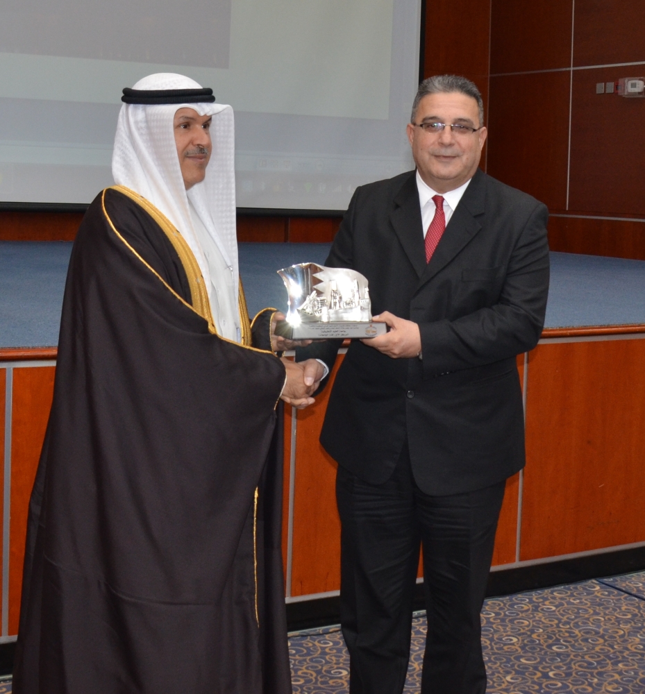 العلوم التطبيقية تحصد المركز الأول في مسابقة أجمل تزيين للمباني