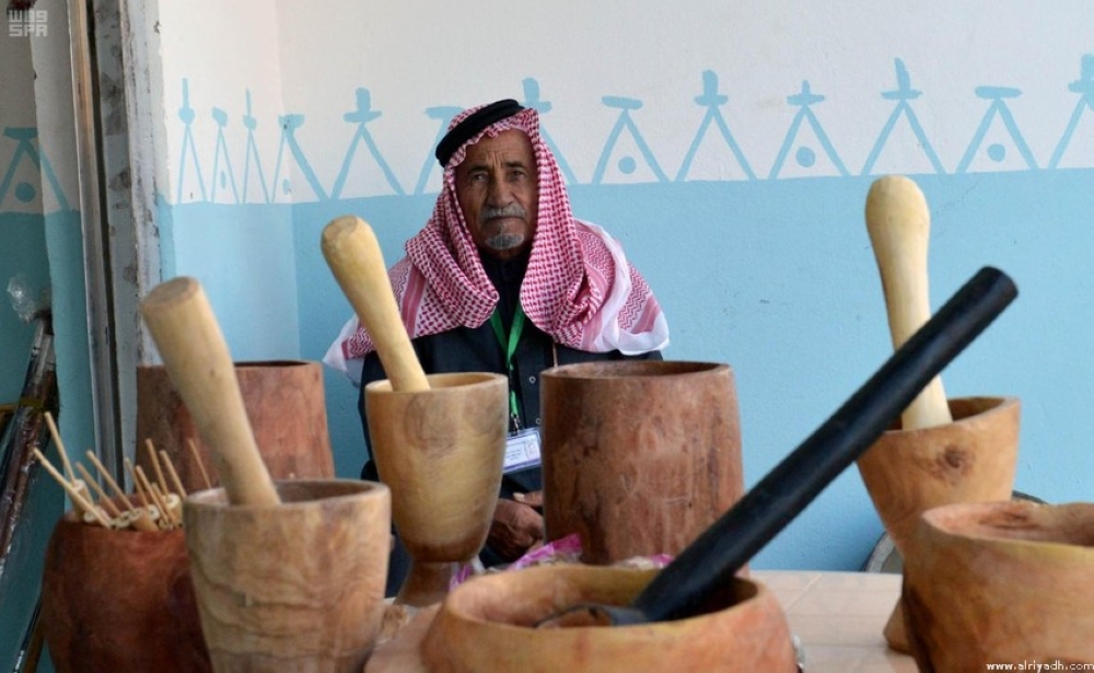 بالصور..الملك يشارك خادم الحرمين إطلاق "الجنادرية 31"