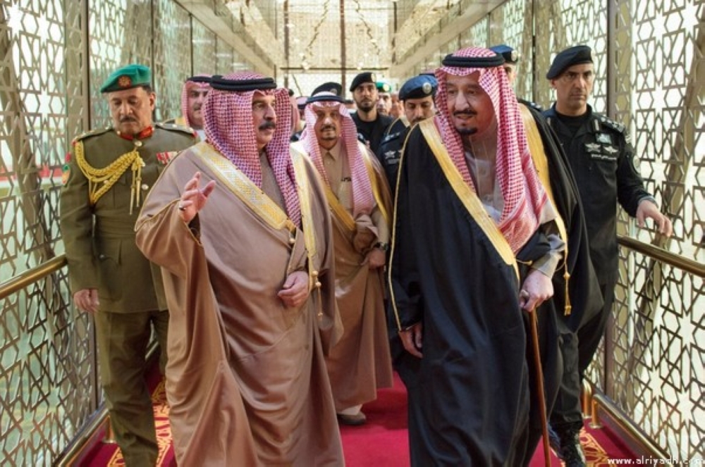 الملك وخادمين الحرمين الشريفين يشاركان في حفل افتتاح الجنادرية