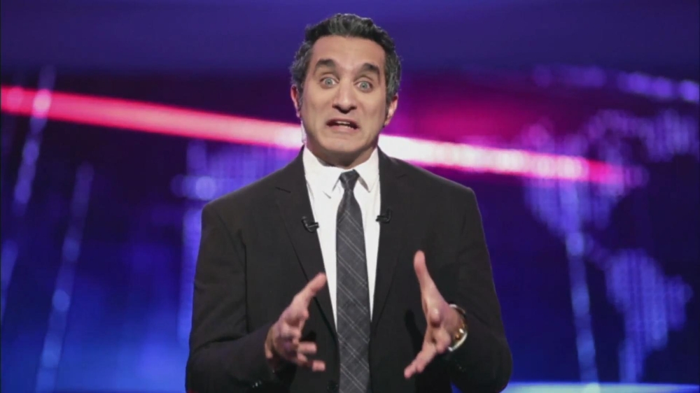 باسم يوسف يفضح كيف تطال العنصرية الجميع بأمريكا