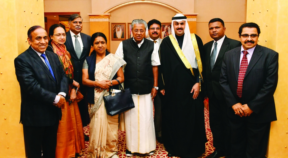 بدعوة من نائب الملك..الوزير الأول لولاية كيرلا يصل البحرين