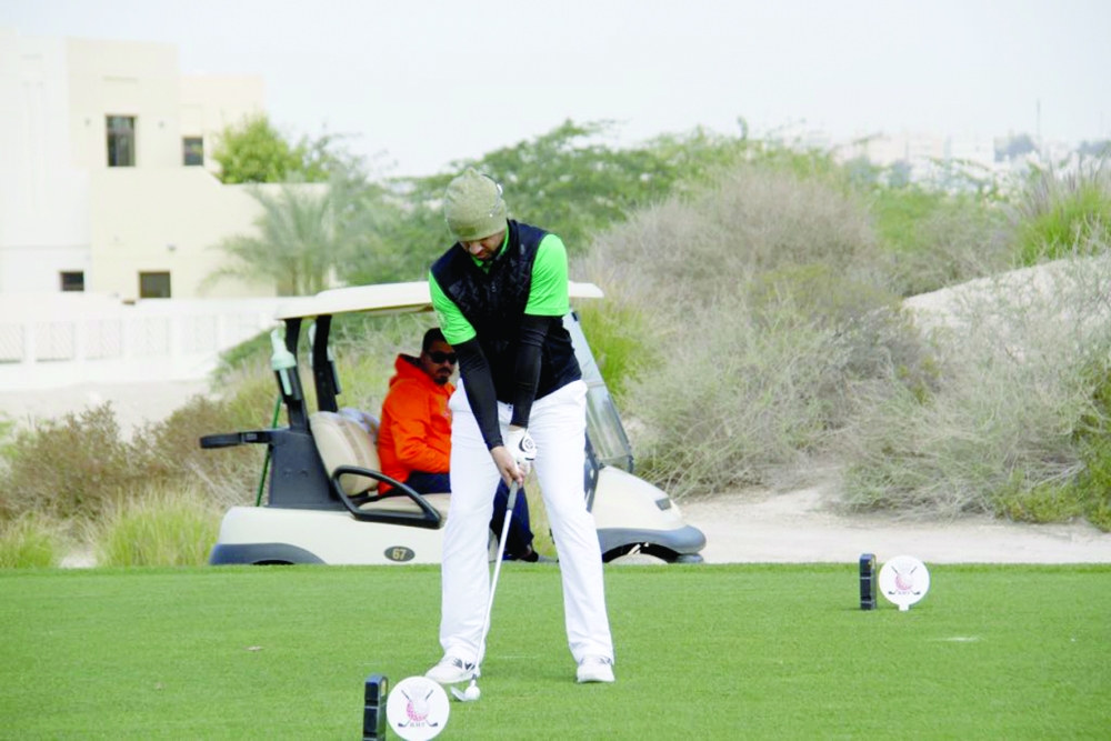 منتخبنا يتصدر الفرق في خليجية الغولف الـ21