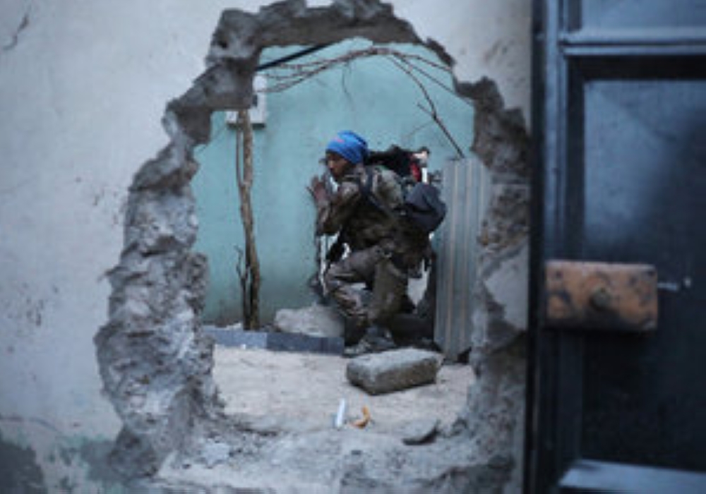 الموصل.. القوات العراقية تقترب من المربع الأمني غرباً