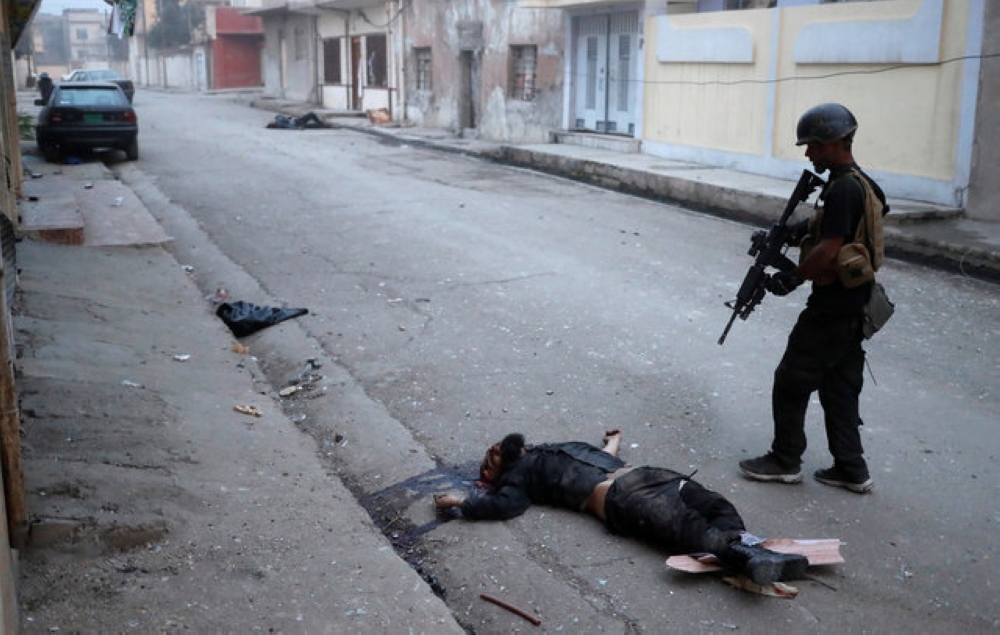 الموصل.. القوات العراقية تقترب من المربع الأمني غرباً