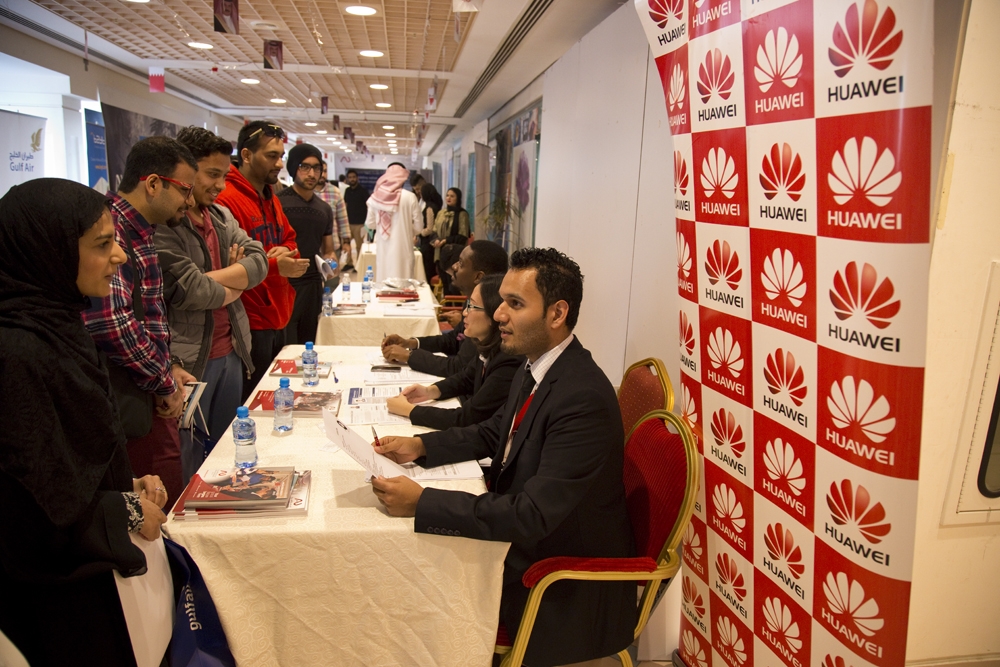 رئيس "الأهلية": "العام" و"الخاص" يضطلعان بدور في تدريب الخريجين