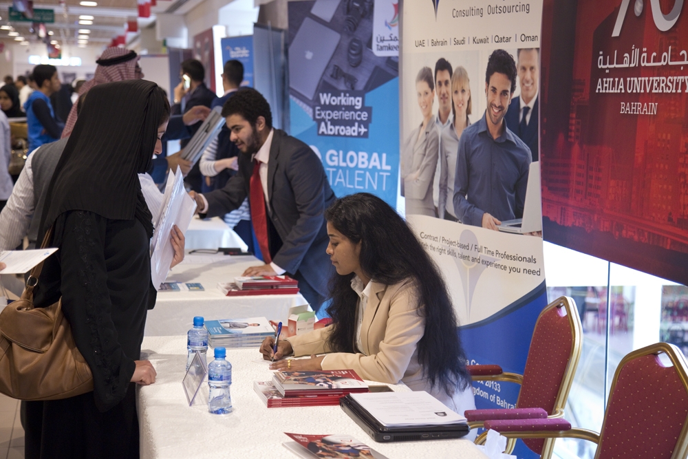 رئيس "الأهلية": "العام" و"الخاص" يضطلعان بدور في تدريب الخريجين