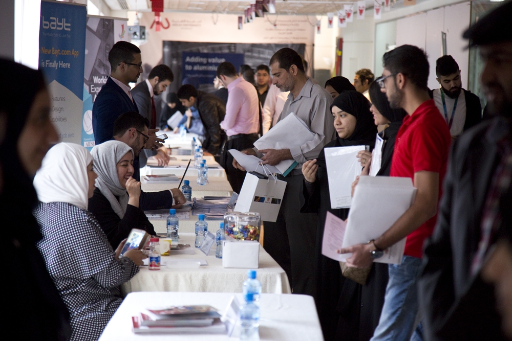 رئيس "الأهلية": "العام" و"الخاص" يضطلعان بدور في تدريب الخريجين