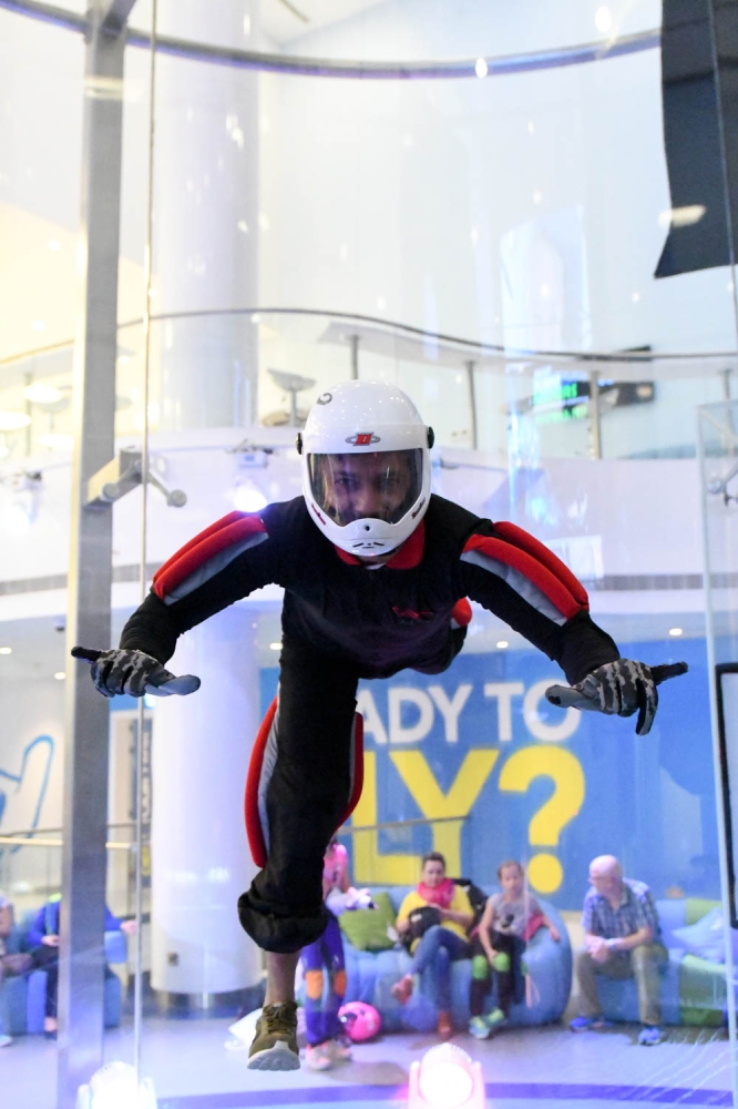 "جرافيتي فلايت فايترز": نجاح أول بطولة بحرينية للطيران الحر الداخلي