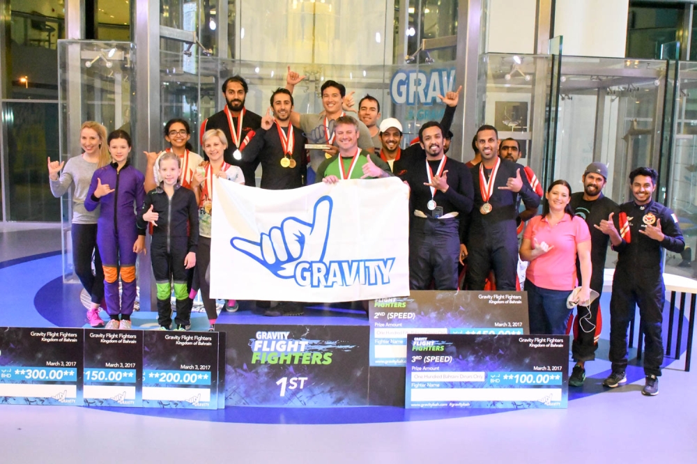 "جرافيتي فلايت فايترز": نجاح أول بطولة بحرينية للطيران الحر الداخلي