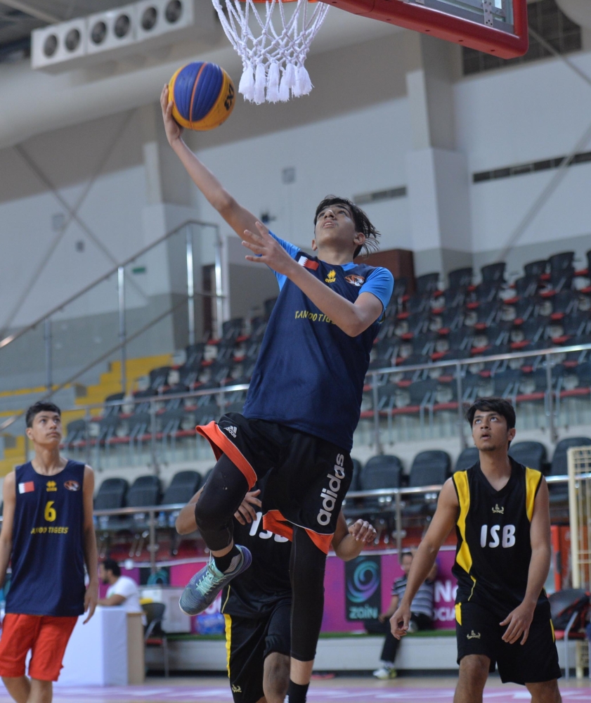 "النور" بطلاً للمرحلة الثانوية للسلة وابن خلدون للإعدادية