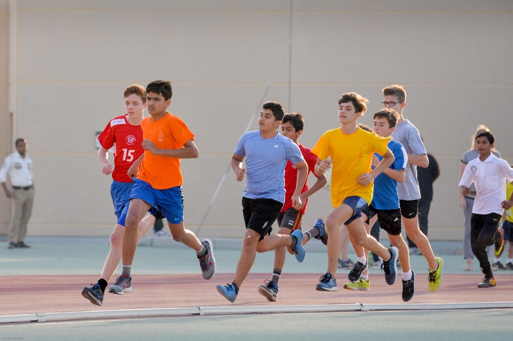 أرقام واعدة خلال منافسات أم الألعاب في الأولمبياد المصغر