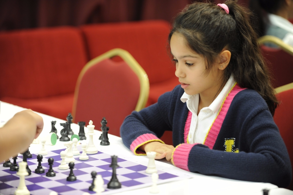 ختام بطولة مدارس البحرين للشطرنج بمشاركة 194 طالباً وطالبة