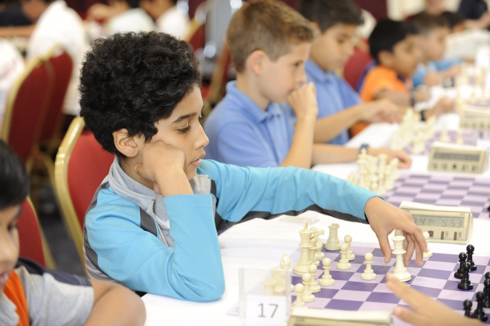 ختام بطولة مدارس البحرين للشطرنج بمشاركة 194 طالباً وطالبة