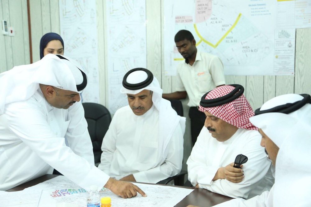 وزير الإسكان: 695 وحدة و1221 شقة تمليك بـ"شرق الحد" في 2017