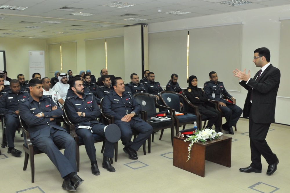 "التنمية السياسية" يطلق فعاليات "حقوق الإنسان" لضباط الأمن العام