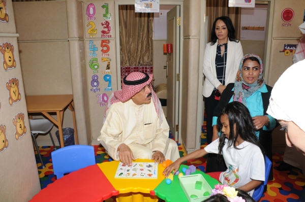 وزير التربية: نجحنا في دمج 72 طالباً توحدياً بالمدارس الحكومية