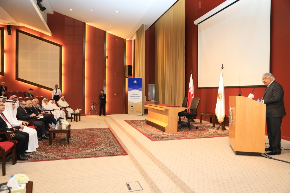 "التعليم العالي" البريطانية تمنح جامعة البحرين ترخيصاً لطرح برامج دولية