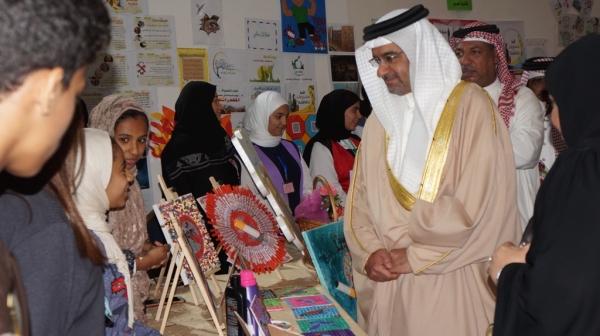 21 مدرسة تشارك بمعرض "التربية" للتوعية بأضرار المخدرات