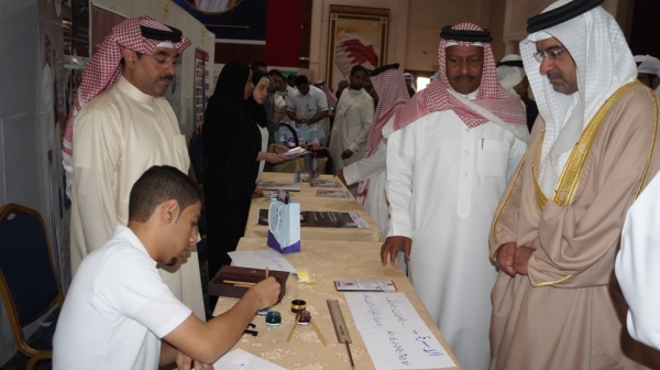 21 مدرسة تشارك بمعرض "التربية" للتوعية بأضرار المخدرات