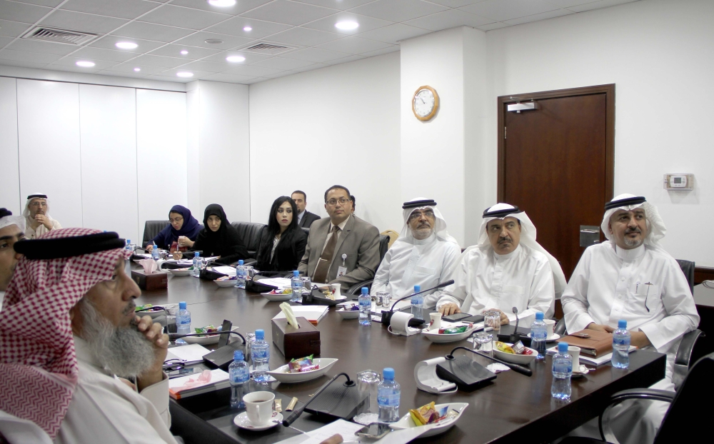 "التنمية السياسية" يوضح حدود العلاقة بين "النواب" و"البلديات"