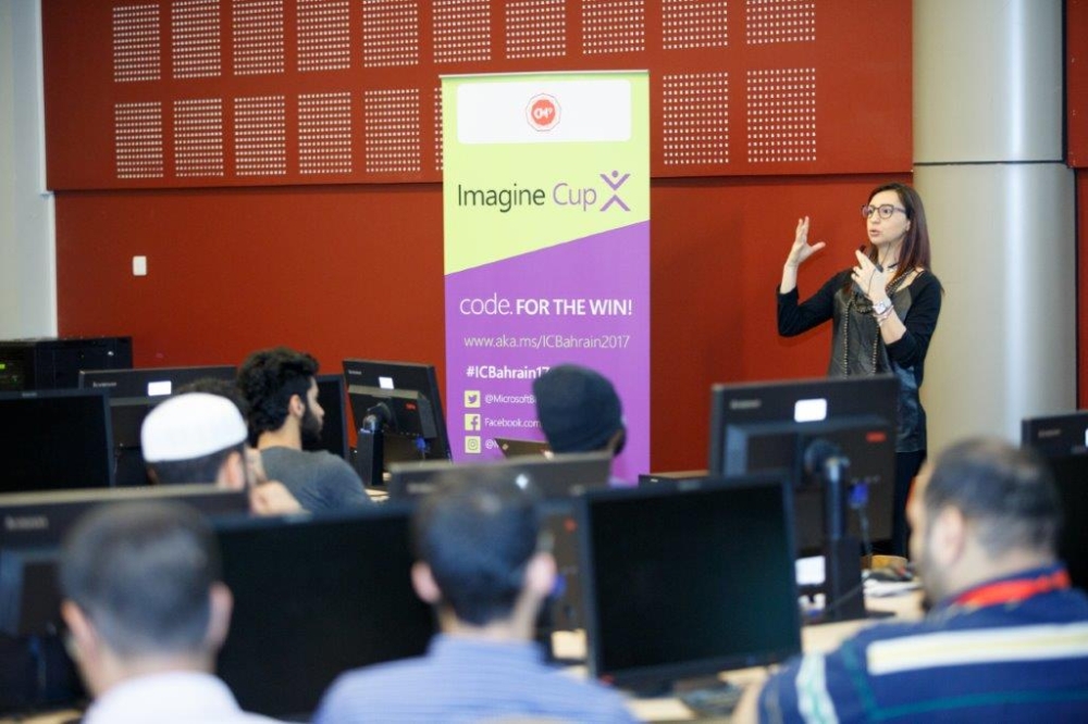 "مايكروسوفت" تعلن عن الفرق المتأهلة لنهائيات كأس التخيل 2017 في البحرين
