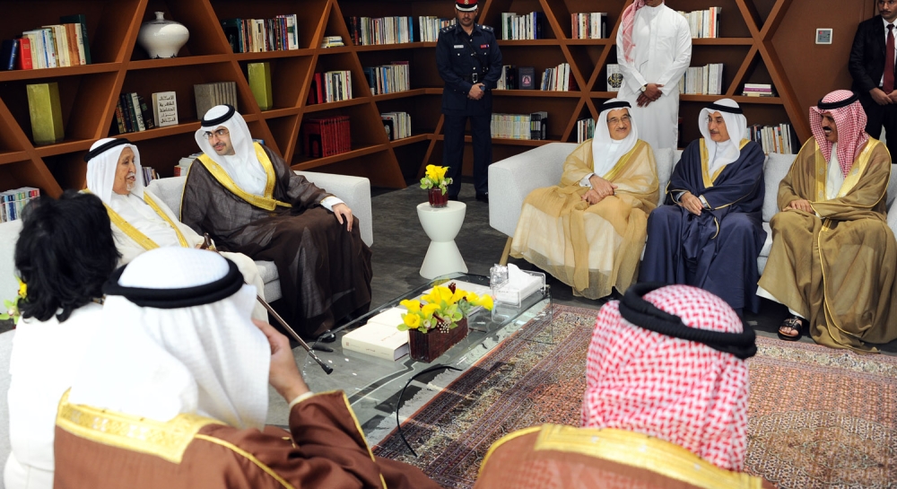 خليفة بن علي: أهمية الحفاظ على تراث المملكة وإعادة الروح للمباني التاريخية