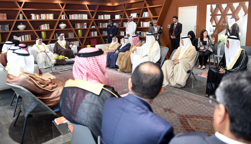 خليفة بن علي: أهمية الحفاظ على تراث المملكة وإعادة الروح للمباني التاريخية