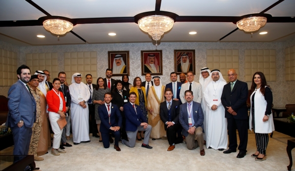 "حياة طبيب الأسنان" يستقطب شركة أمريكية لتقويم الأسنان الشفاف