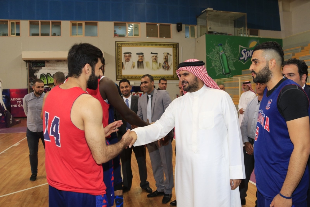 عيسى بن علي: دعم فريقين المنامة والأهلي لتحقيق الإنجازات الخليجية