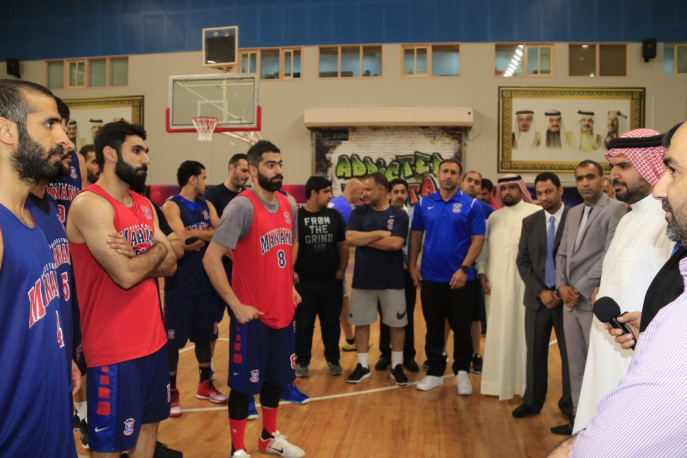 عيسى بن علي: دعم فريقين المنامة والأهلي لتحقيق الإنجازات الخليجية