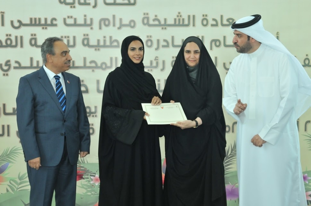 صالح والصديقي يحصدان "أجمل فكرة وحديقة" بمسابقة "لنجعلها خضراء" بـ"الجنوبية"