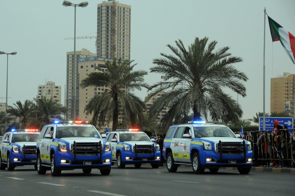 الداخلية الكويتية: وفاة أحد عناصر الأمن أطلق النار على نفسه "خطأ"