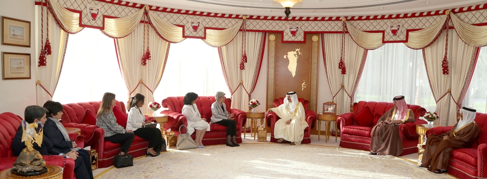 الملك: تعاون متميز بين البحرين و"اليونسكو" في الجوانب كافة