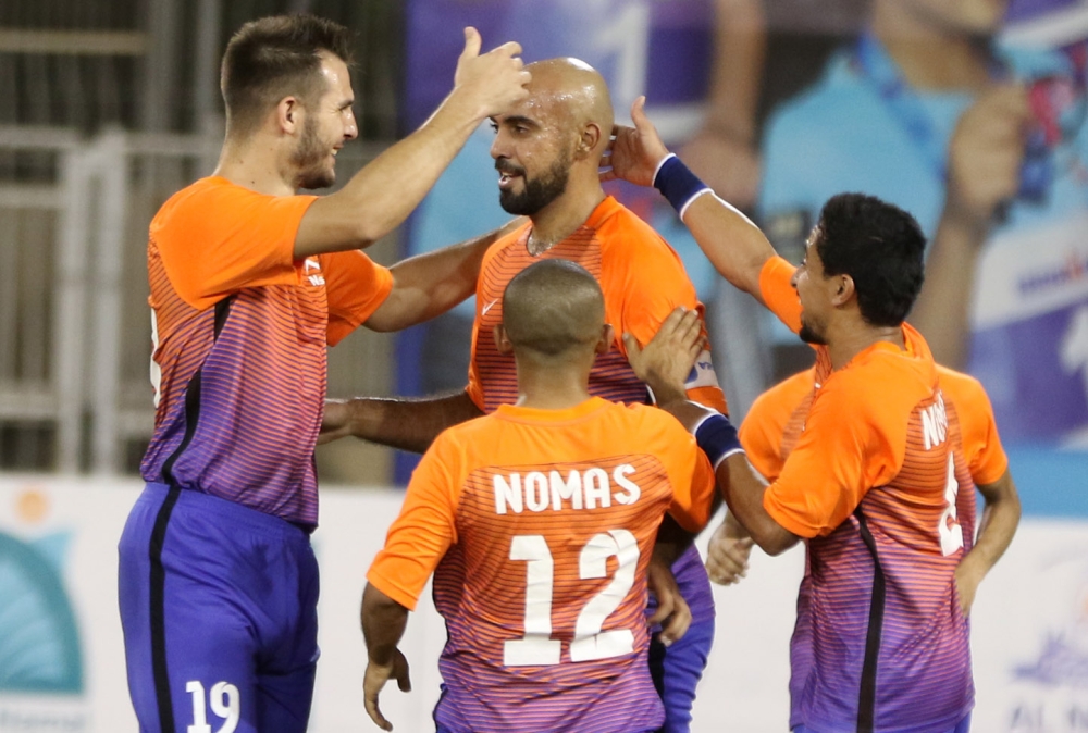 "نوماس" يخطف صدارة المجموعة الثانية بدورة ناصر10
