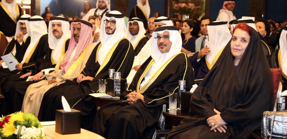 ولي العهد يحضر حفل تخرج كريمته سمو الشيخة فاطمة الدانة من الرفاع فيوز الدولية