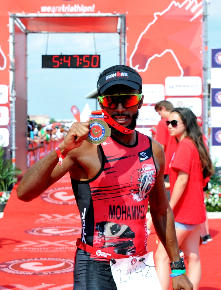 ناصر بن حمد: أصبت بالجفاف وفقدان السوائل وتأثرت في الجري وقررت الانسحاب