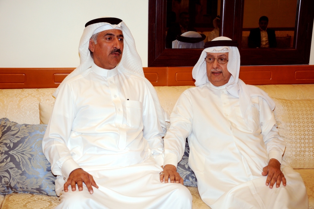 بالصور.. مجلس غانم بن فضل البوعينين&lrm;