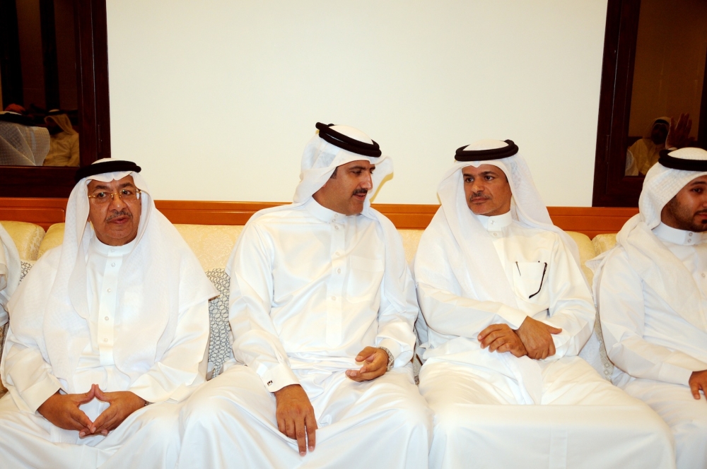 بالصور.. مجلس غانم بن فضل البوعينين&lrm;