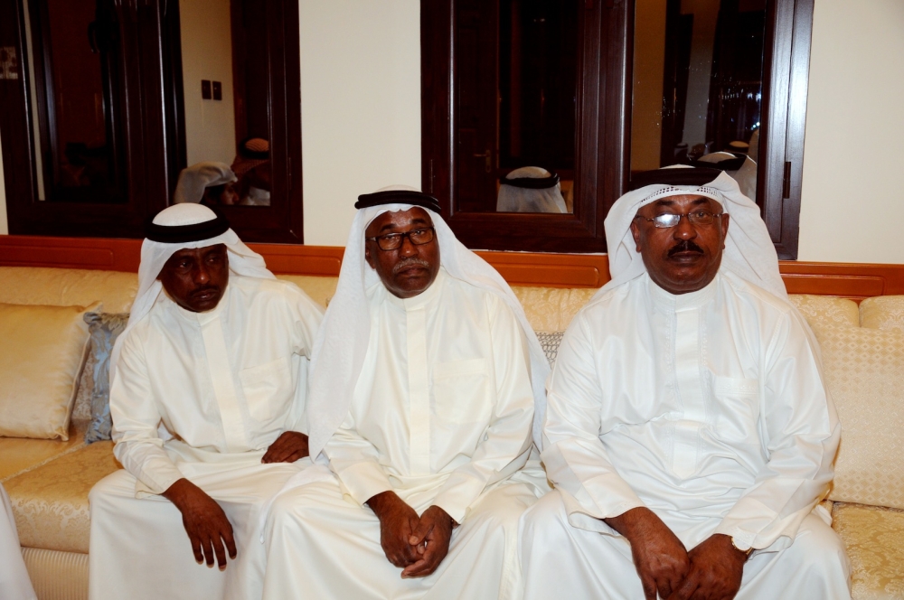 بالصور.. مجلس غانم بن فضل البوعينين&lrm;