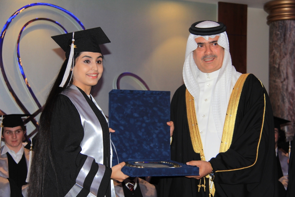 المدرسة البريطانية تحتفل بتخريج 70 طالباً