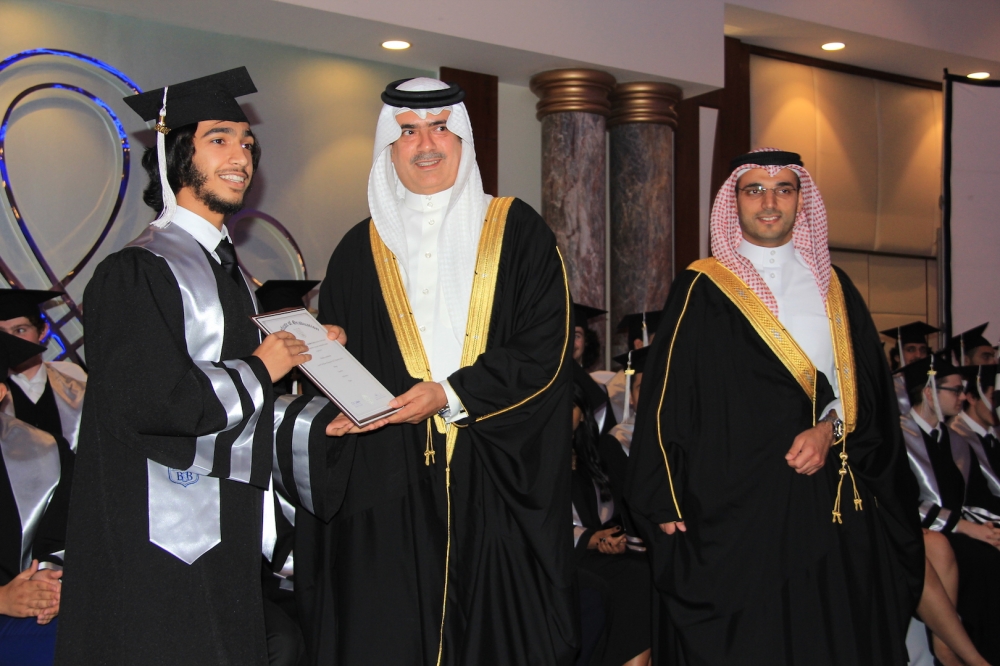 المدرسة البريطانية تحتفل بتخريج 70 طالباً