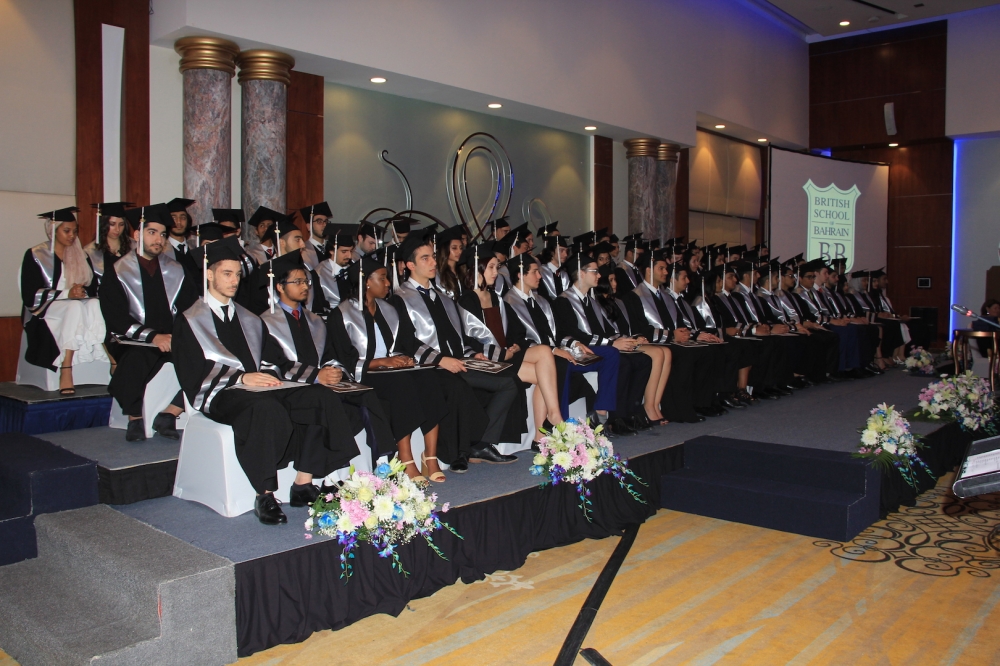 المدرسة البريطانية تحتفل بتخريج 70 طالباً