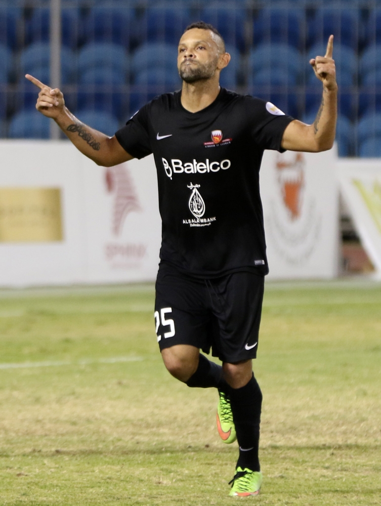 ناصر بن حمد: تغطية الصحف المحلية لـ"ناصر10" محل تقدير وإعجاب