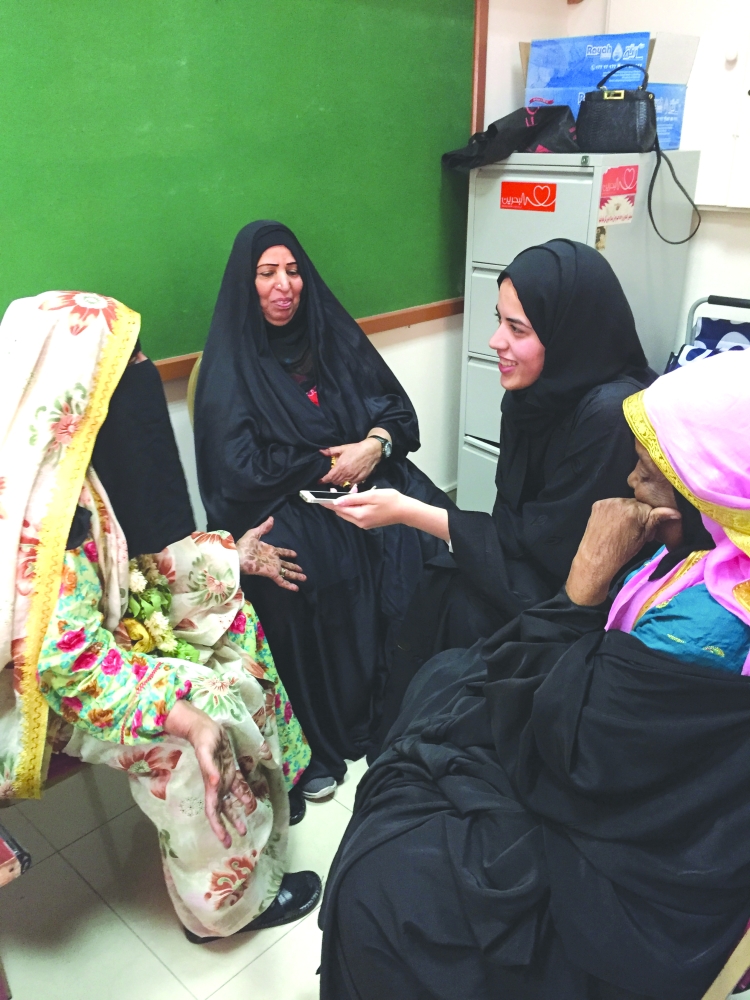 كبار السن: "القرقاعون" تراث غيره الزمن