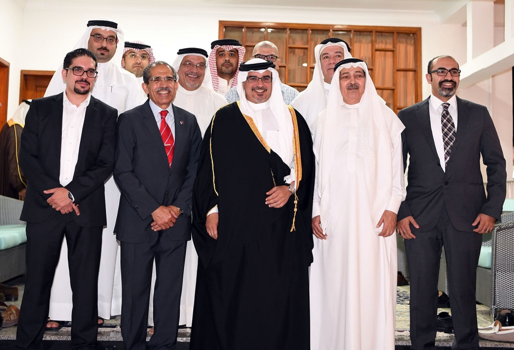 نائب الملك: الحرب اليوم بين الوسطية والتطرّف واخترنا الوسطية التي لن نحيد عنها